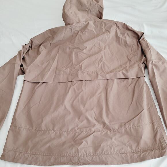 VUORI Elijo Rain Jacket Womans Large Brown Clove Hooded Utility Outdoor New - Picture 15 of 16